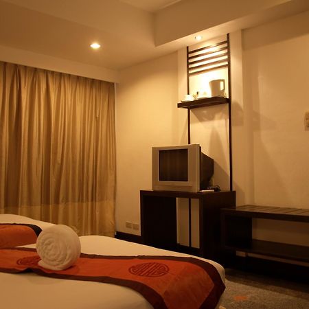 Washington Residence Phuket Bagian luar foto